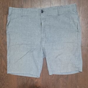 Lee Men's Light Gray Flat Front Shorts